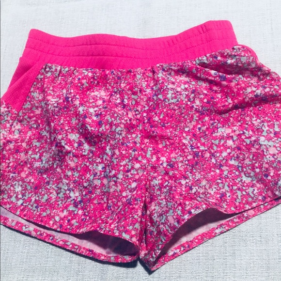 NWOT champion 🧒 short - Picture 1 of 2